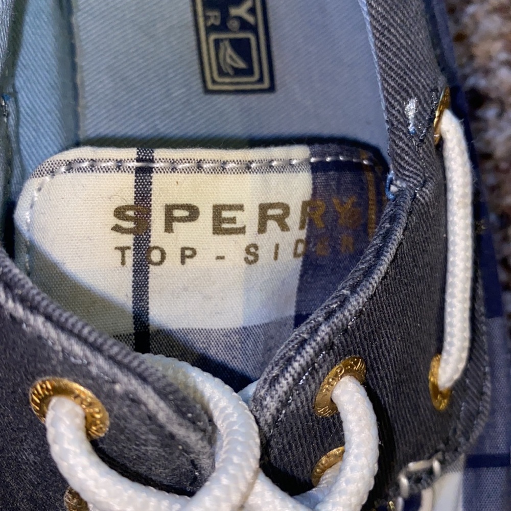 π§‘2/$15π§‘ ππ Adorable Blue, White and Gold Sperry Top-Sider ππ - Picture 13 of 16